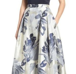 Size 2 Eliza Floral High/Low Skirt
